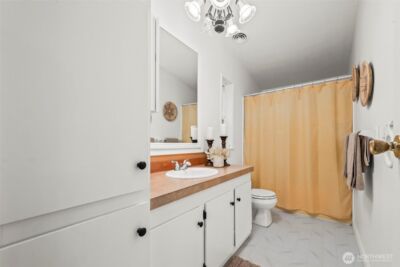 998 Mahogany Lane NW, Bremerton, WA 98311 - Photo 25