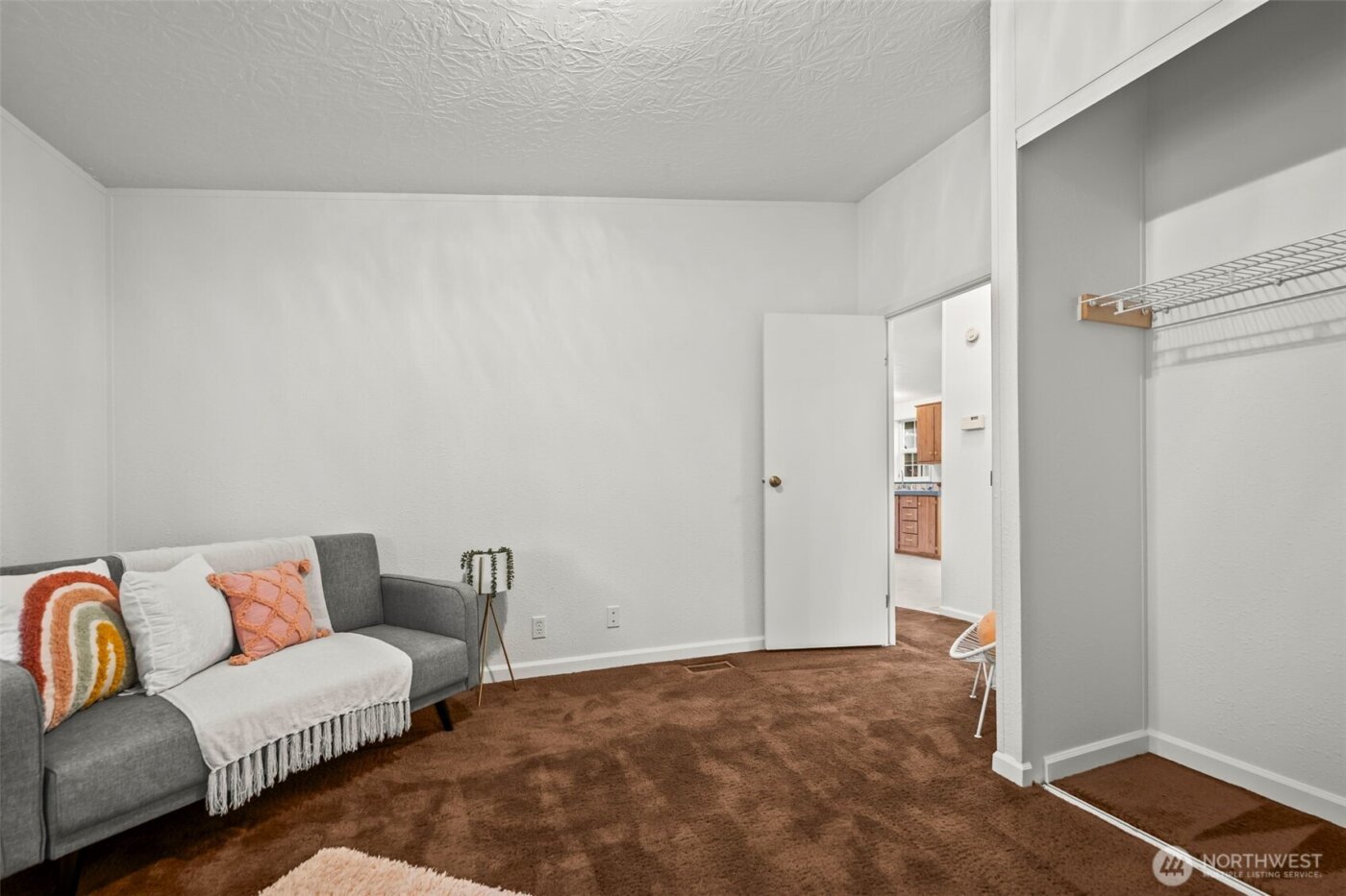 998 Mahogany Lane NW, Bremerton, WA 98311