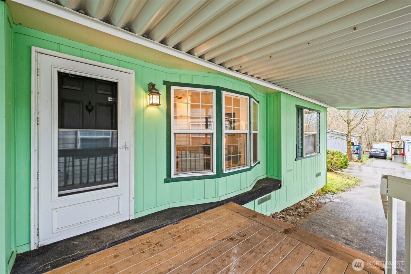 998 Mahogany Lane NW, Bremerton, WA 98311