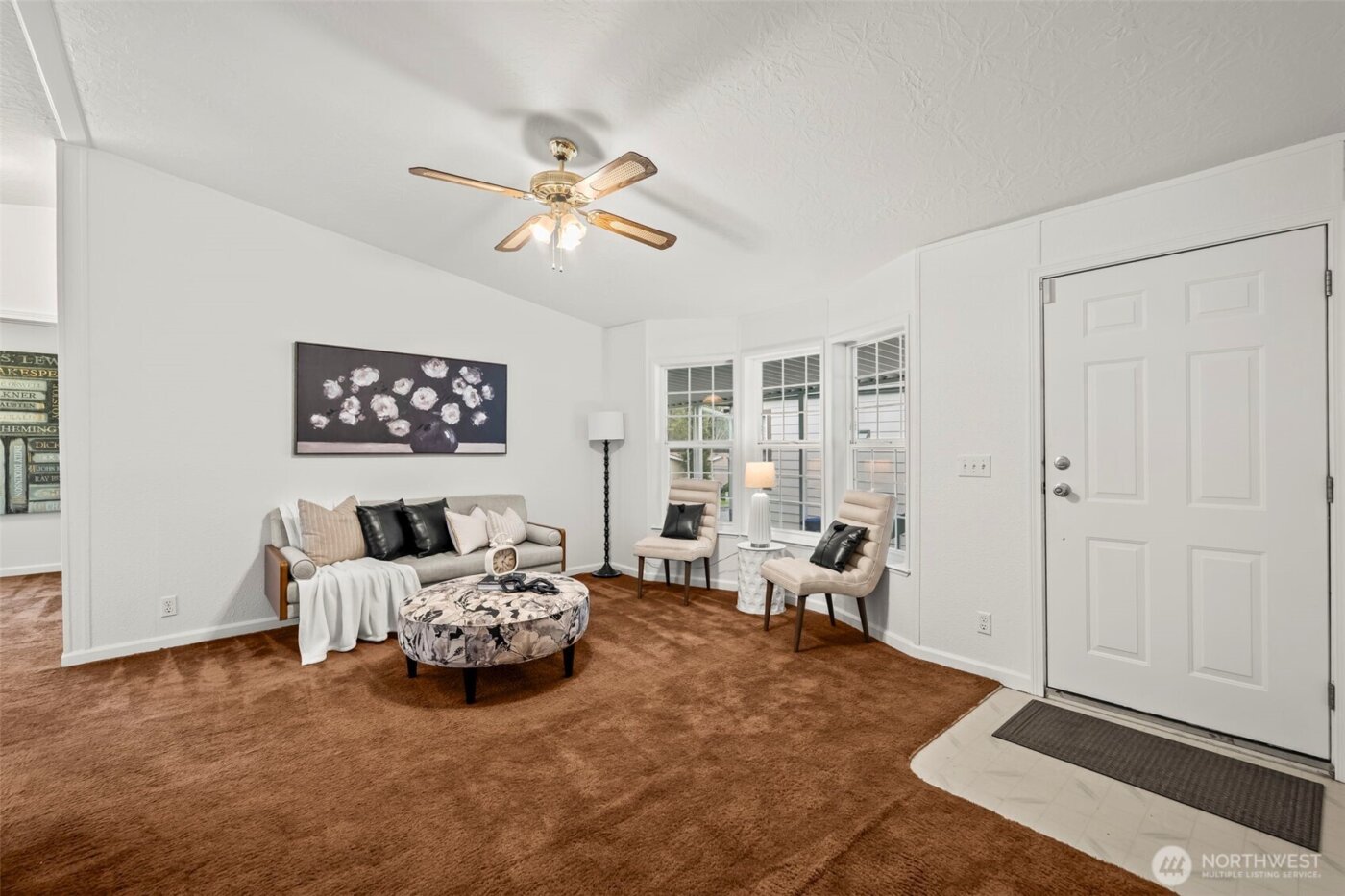 998 Mahogany Lane NW, Bremerton, WA 98311