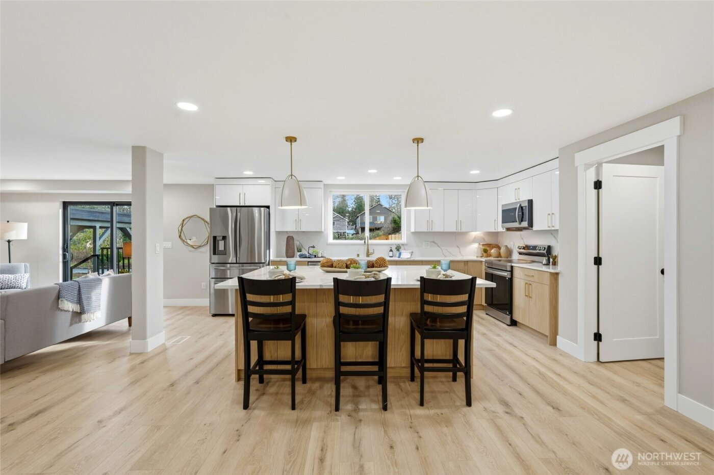 130 203rd Place SW, Lynnwood, WA 98036