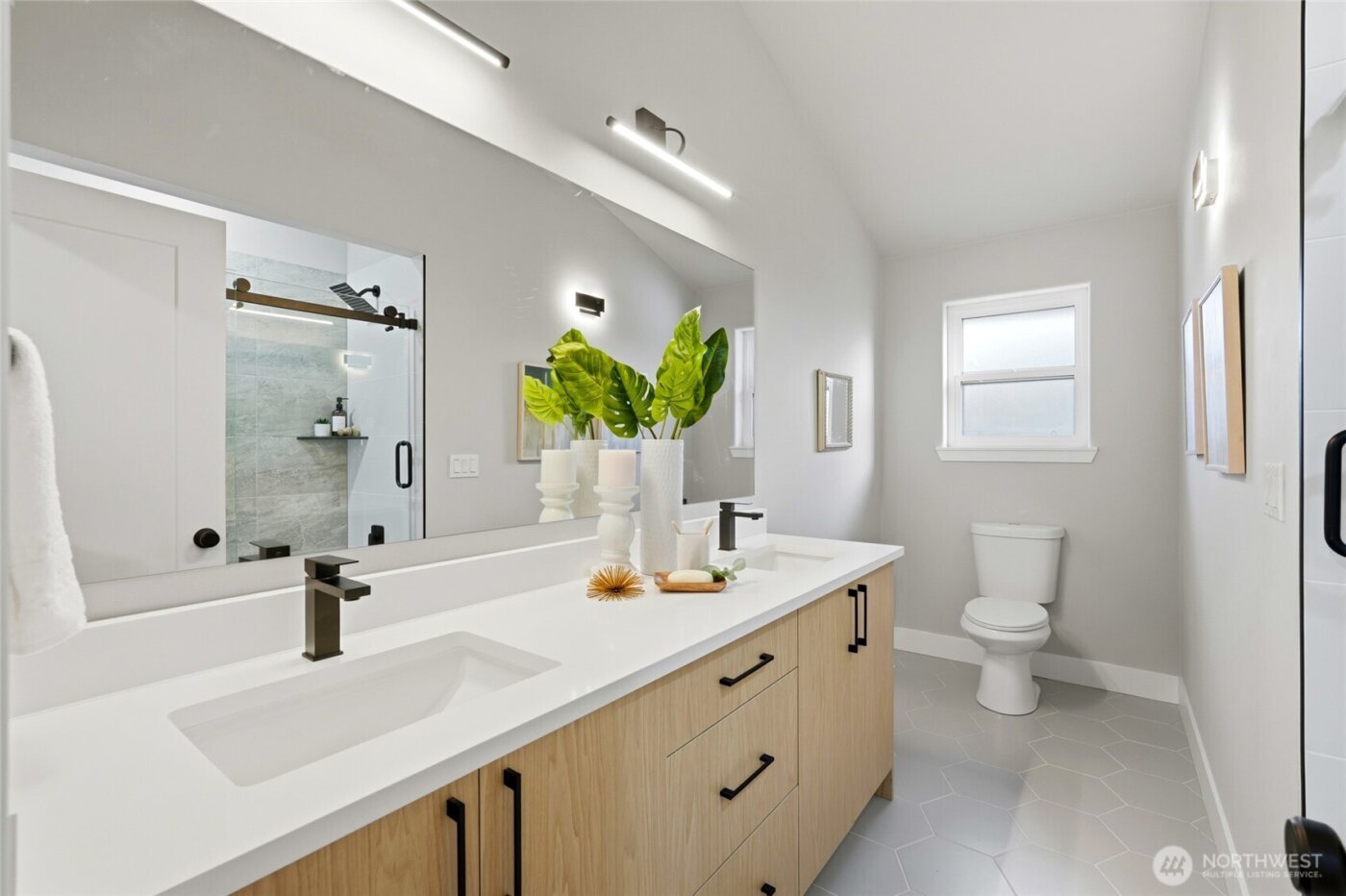 130 203rd Place SW, Lynnwood, WA 98036