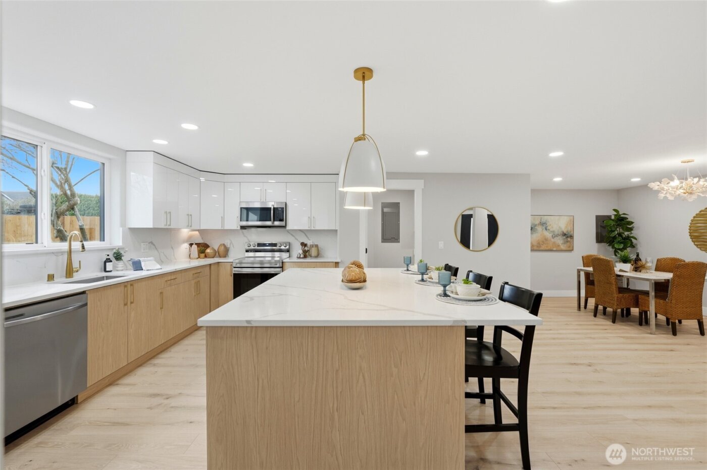 130 203rd Place SW, Lynnwood, WA 98036