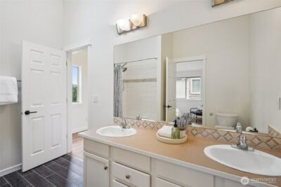 13435 Greenwood Avenue N #E, Seattle, WA 98133 - Photo 17