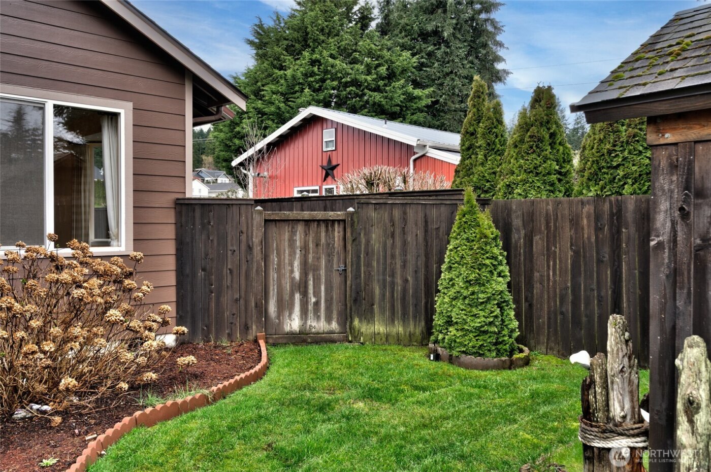 2420 14th Street , Anacortes, WA 98221