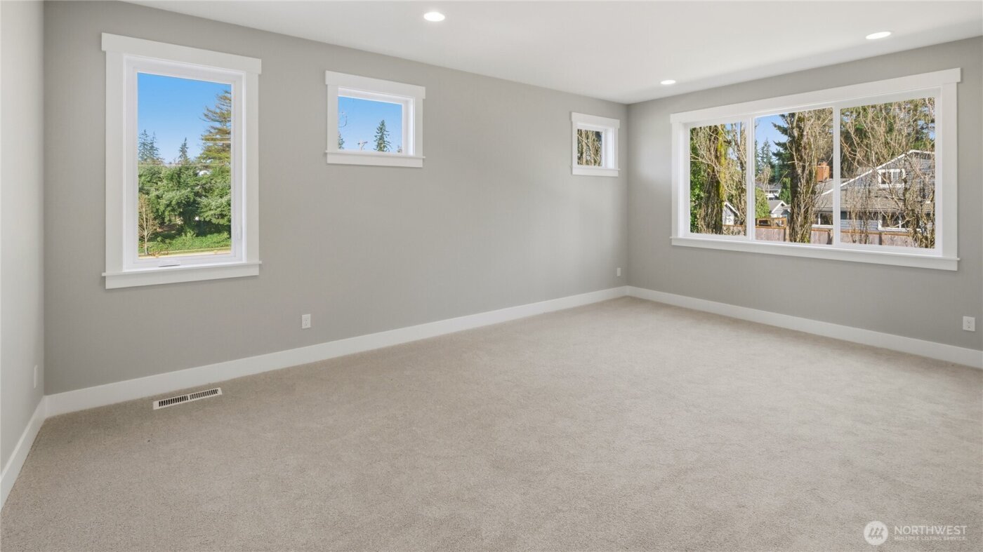 3525 173rd Place SW, Lynnwood, WA 98037