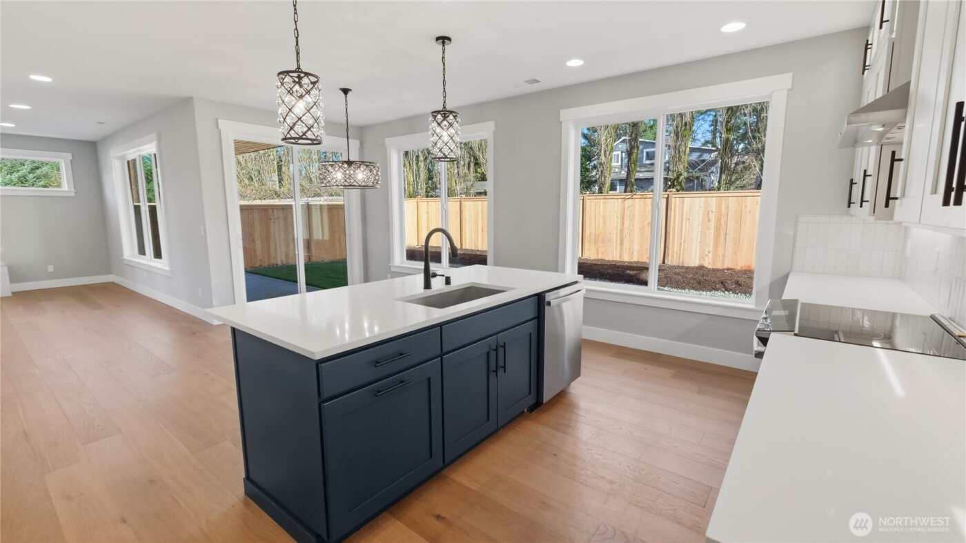 3525 173rd Place SW, Lynnwood, WA 98037