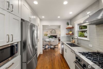 7544 31st Avenue NW, Seattle, WA 98117 - Photo 12