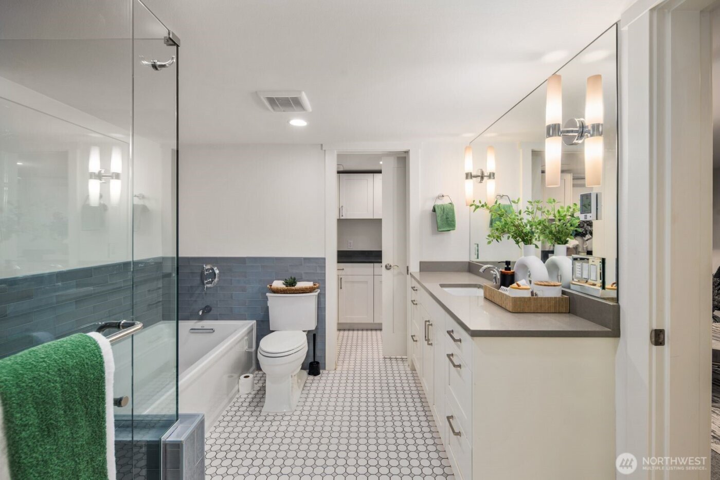 7544 31st Avenue NW, Seattle, WA 98117