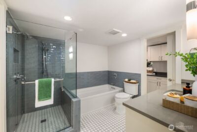 7544 31st Avenue NW, Seattle, WA 98117 - Photo 23