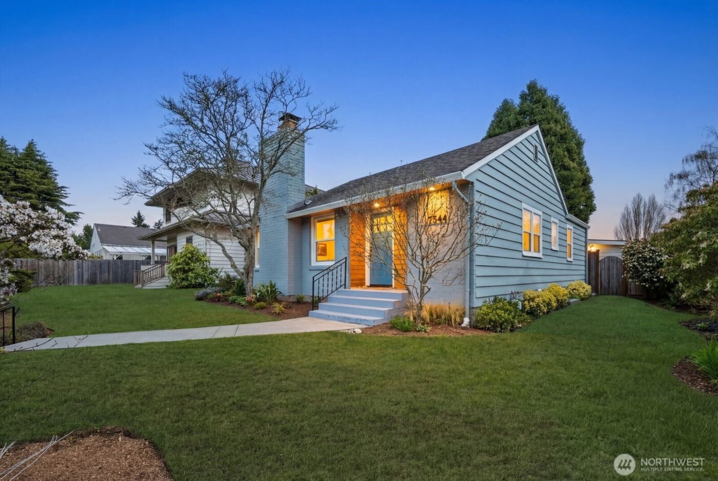 7544 31st Avenue NW, Seattle, WA 98117