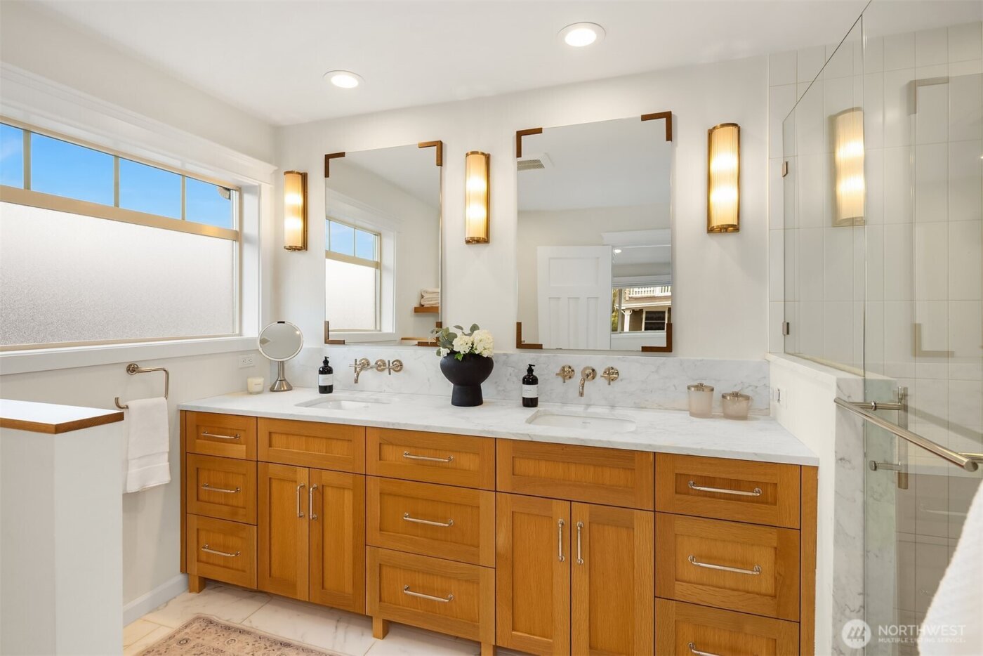 3420 E Denny Way , Seattle, WA 98112