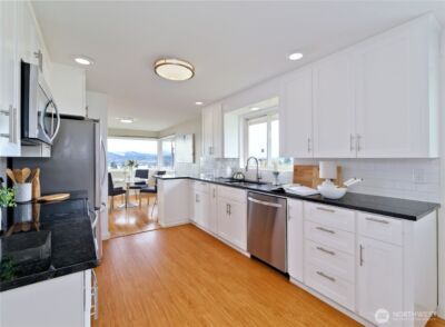 11027 Auburn Avenue S, Seattle, WA 98178 - Photo 12