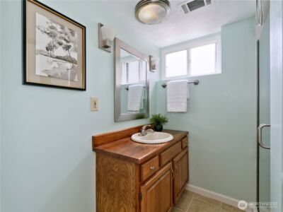 11027 Auburn Avenue S, Seattle, WA 98178 - Photo 24