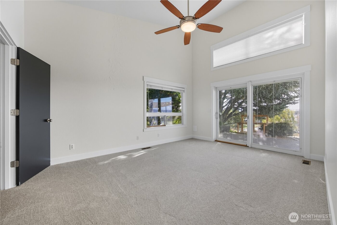 5404 Collins Road , West Richland, WA 99353