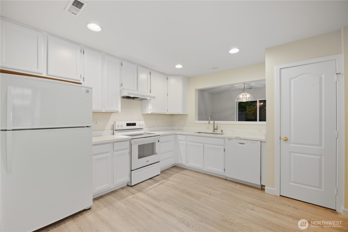 1430 W Casino Road #272, Everett, WA 98204