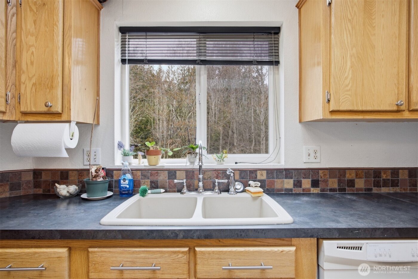 1904 Yew Street Road , Bellingham, WA 98229