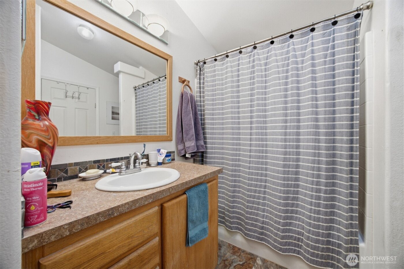 1904 Yew Street Road , Bellingham, WA 98229