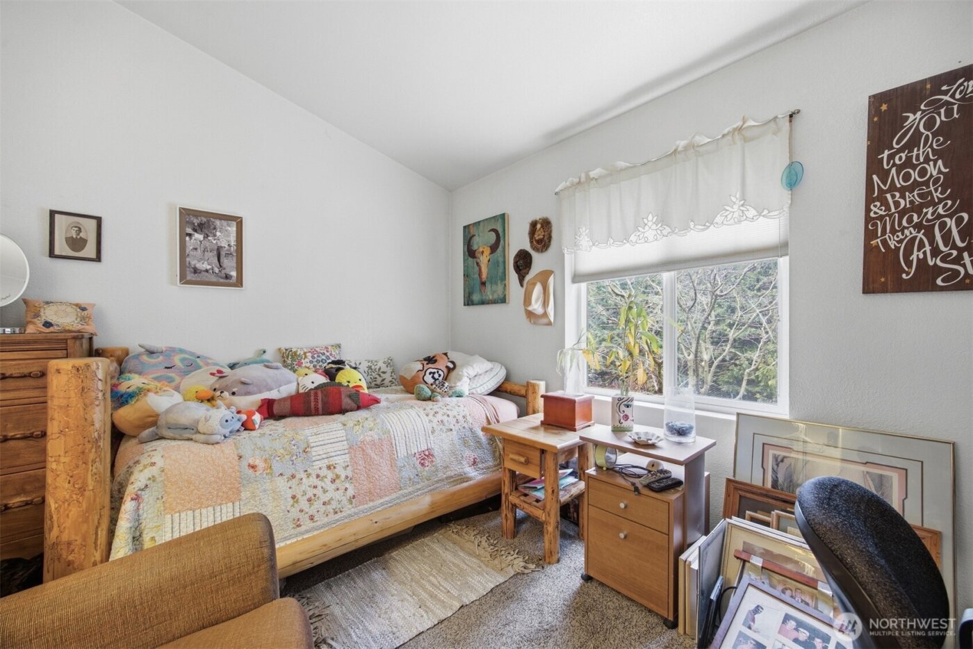 1904 Yew Street Road , Bellingham, WA 98229