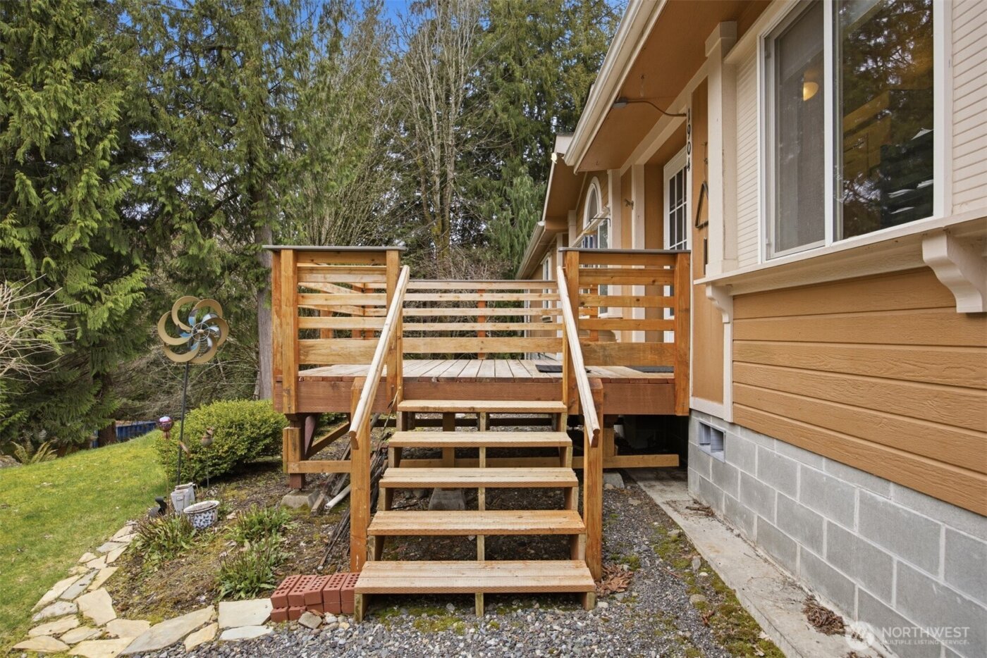1904 Yew Street Road , Bellingham, WA 98229
