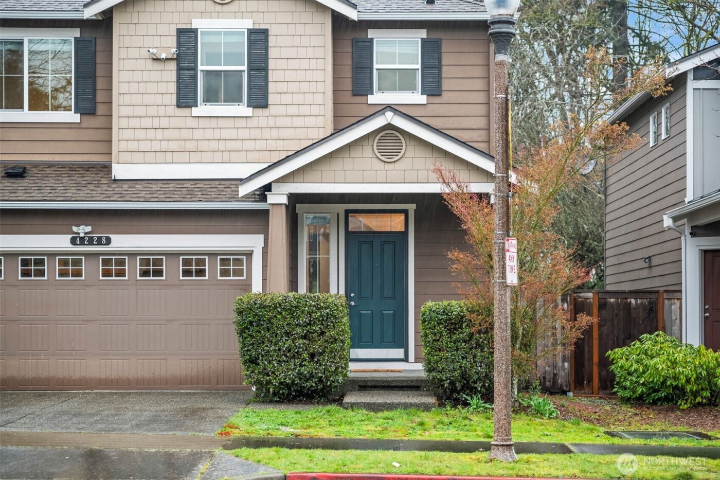 4228 E T Street , Tacoma, WA 98404