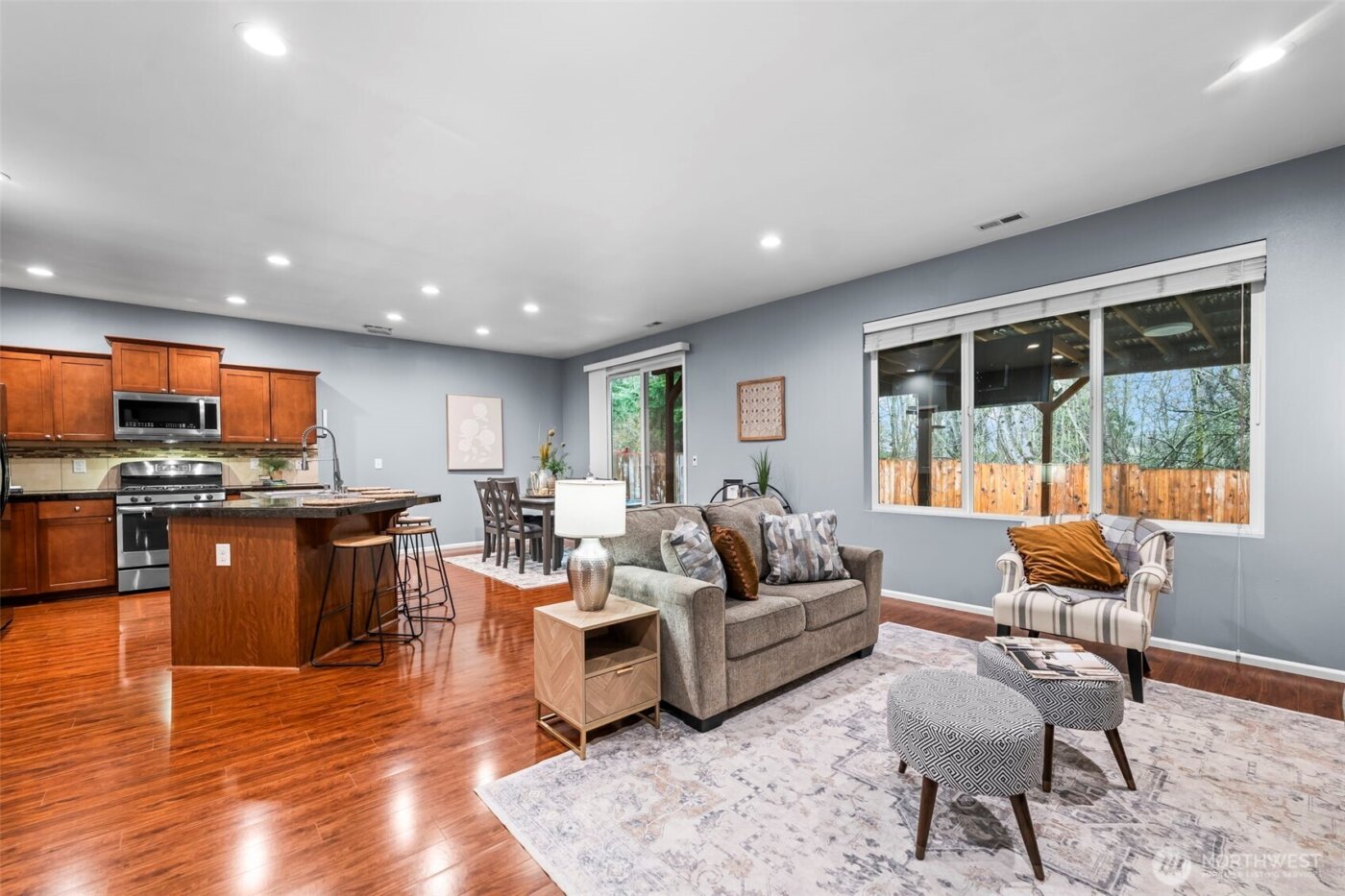 4228 E T Street , Tacoma, WA 98404