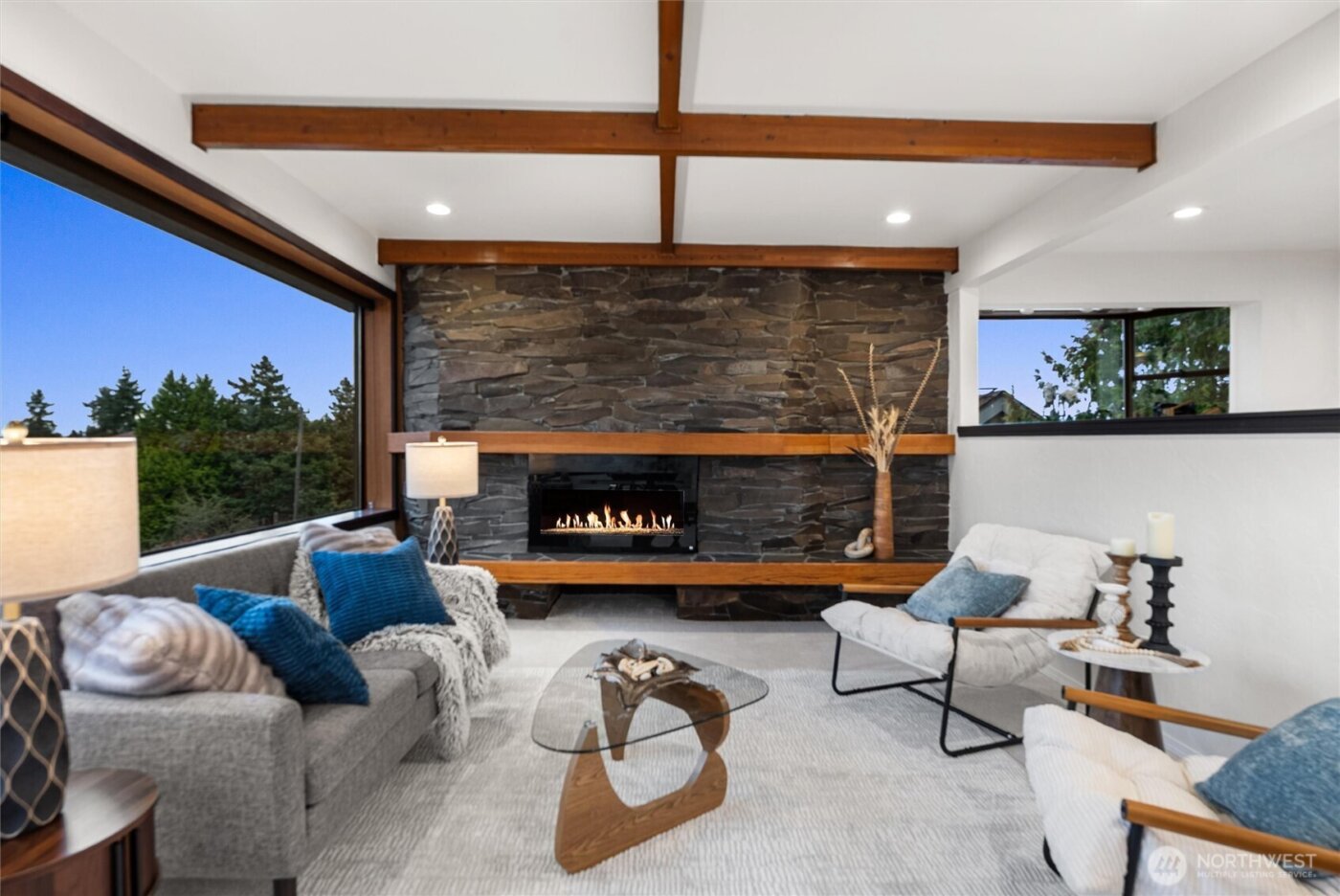 1627 California Avenue SW #4, Seattle, WA 98116