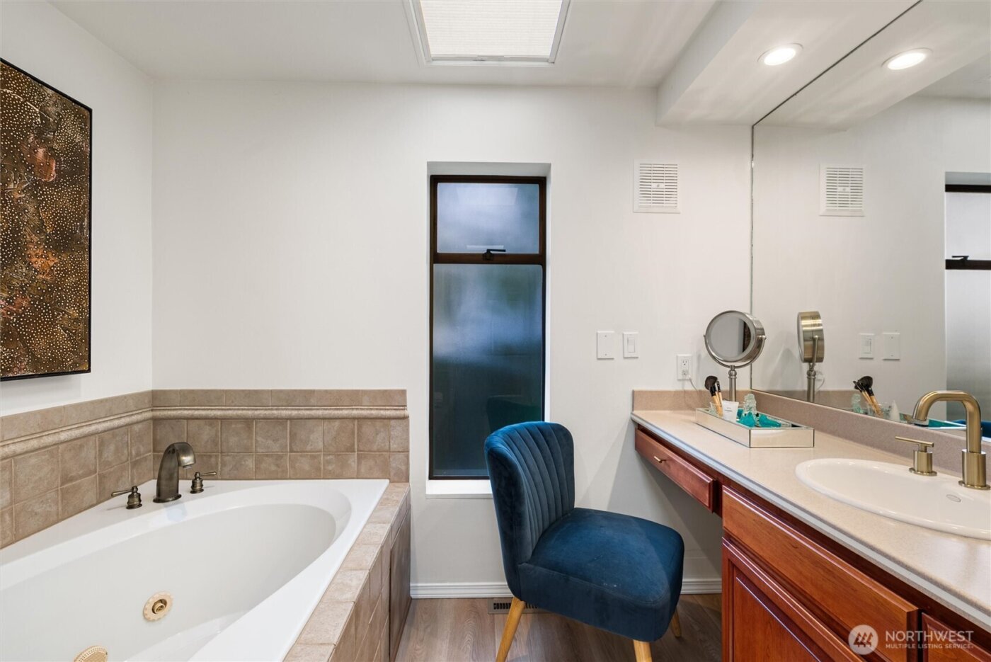 1627 California Avenue SW #4, Seattle, WA 98116