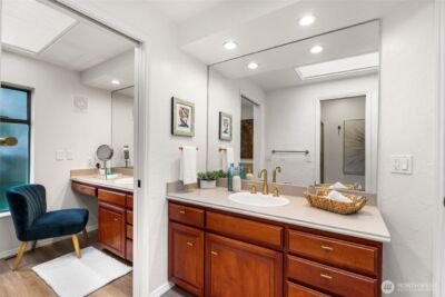 1627 California Avenue SW #4, Seattle, WA 98116 - Photo 30