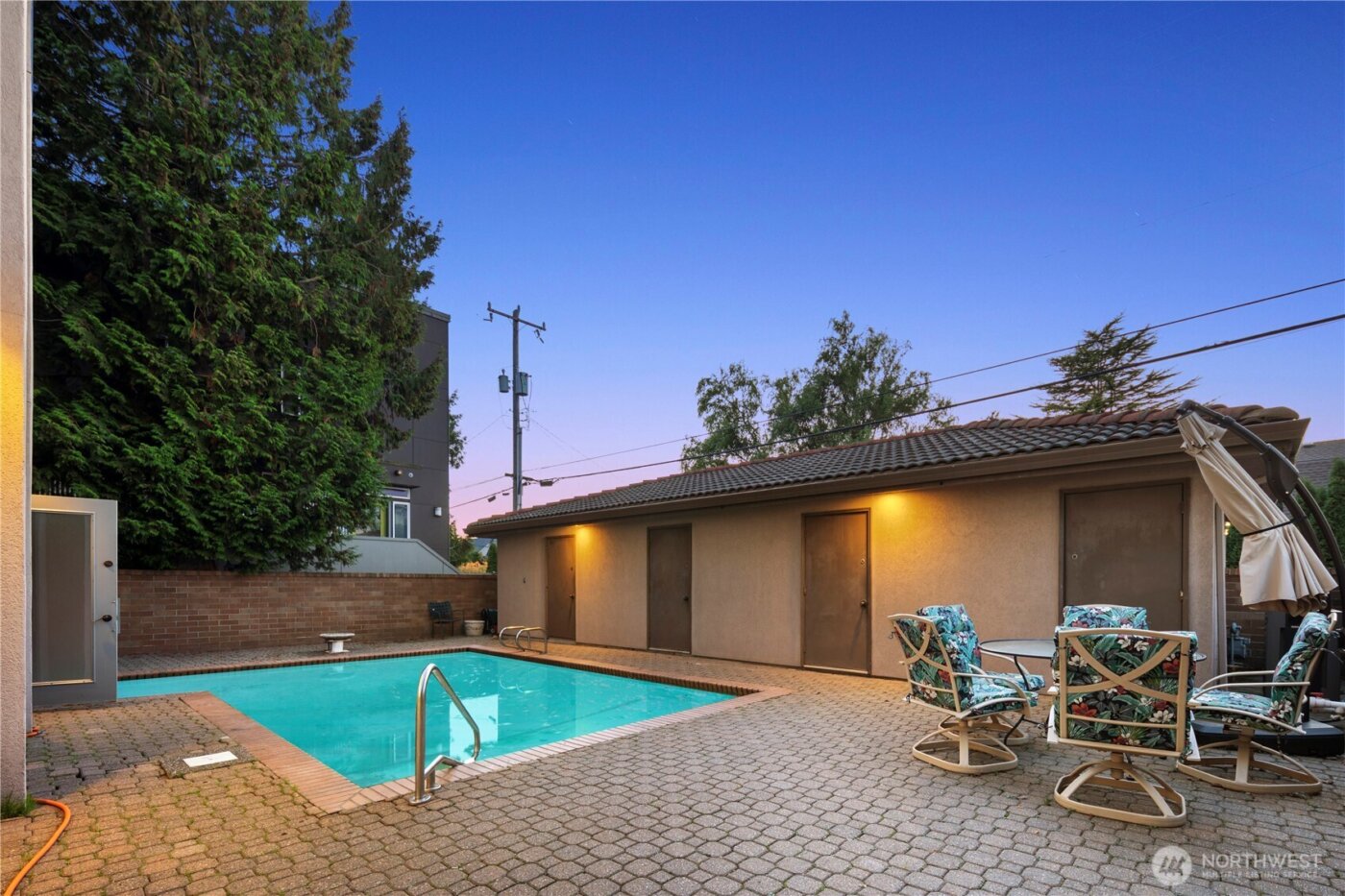 1627 California Avenue SW #4, Seattle, WA 98116