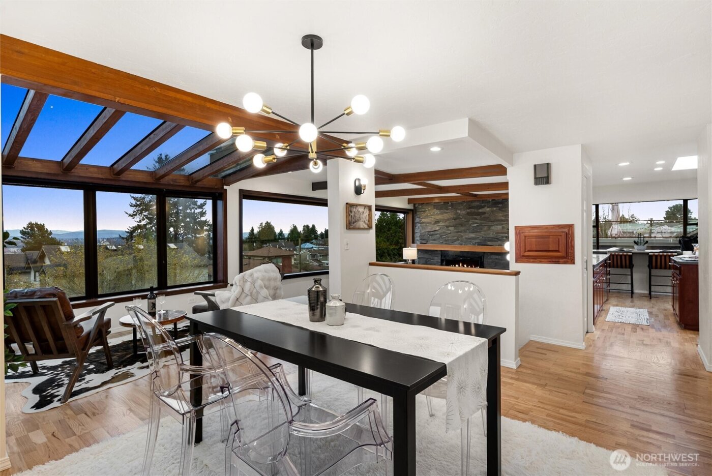 1627 California Avenue SW #4, Seattle, WA 98116