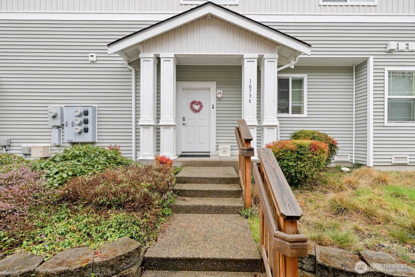 1673 Burnside Place #C, Dupont, WA 98327