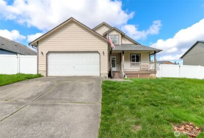 774 Carriage Court Drive W, Eatonville, WA 98328 - Photo 2