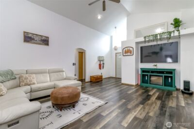 774 Carriage Court Drive W, Eatonville, WA 98328 - Photo 5