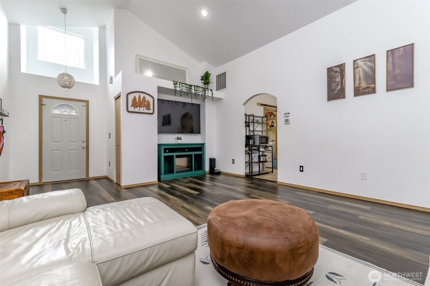 774 Carriage Court Drive W, Eatonville, WA 98328