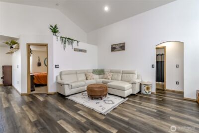 774 Carriage Court Drive W, Eatonville, WA 98328 - Photo 8