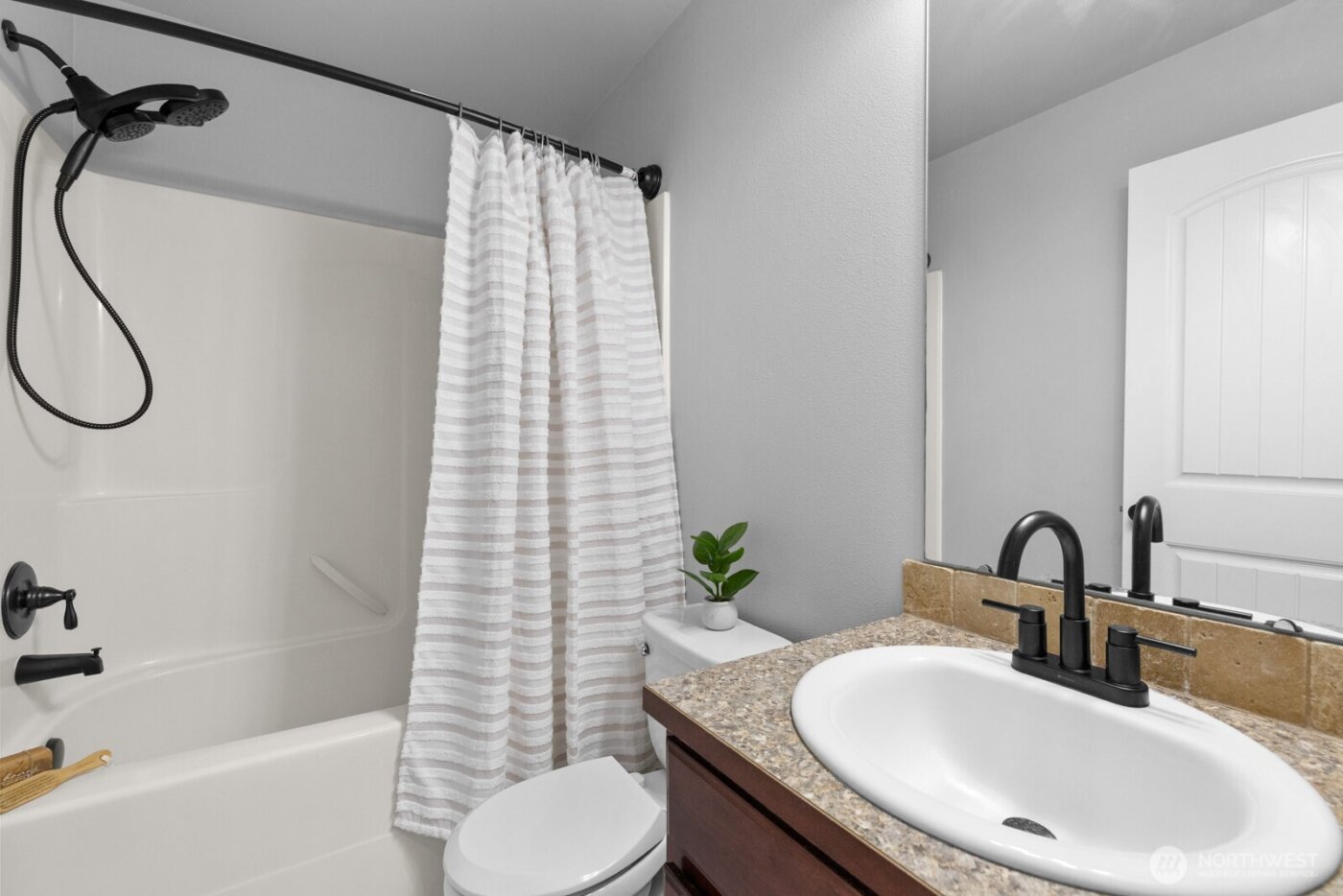 3815 Southlake Drive SE, Lacey, WA 98503