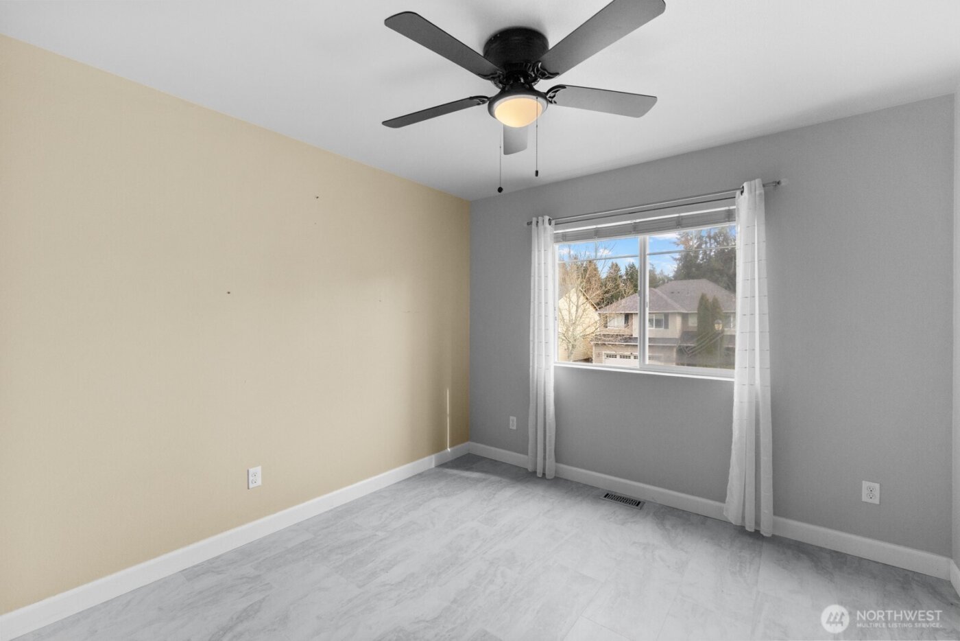 3815 Southlake Drive SE, Lacey, WA 98503