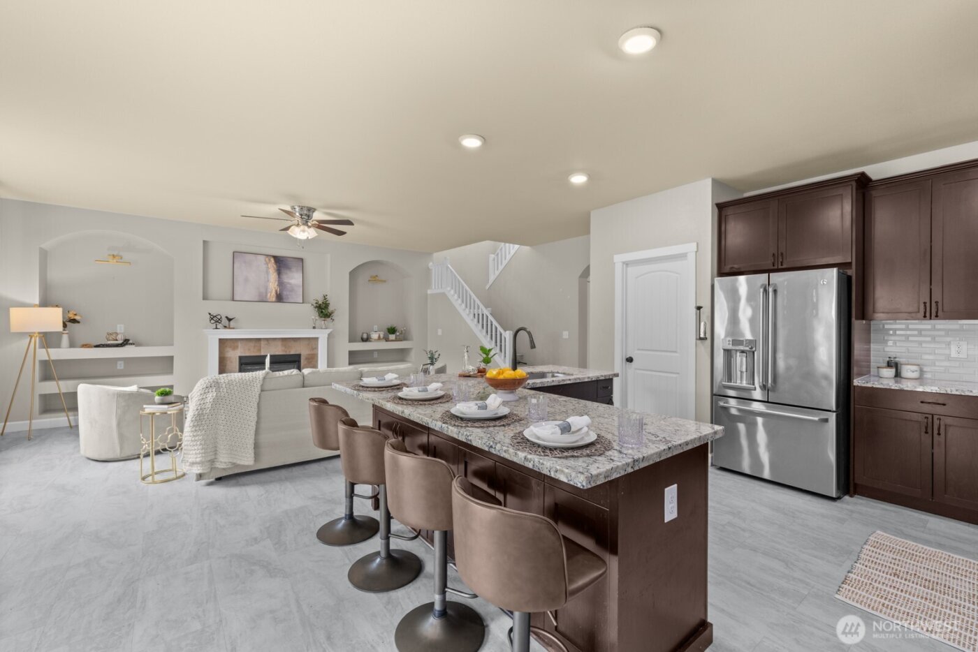 3815 Southlake Drive SE, Lacey, WA 98503