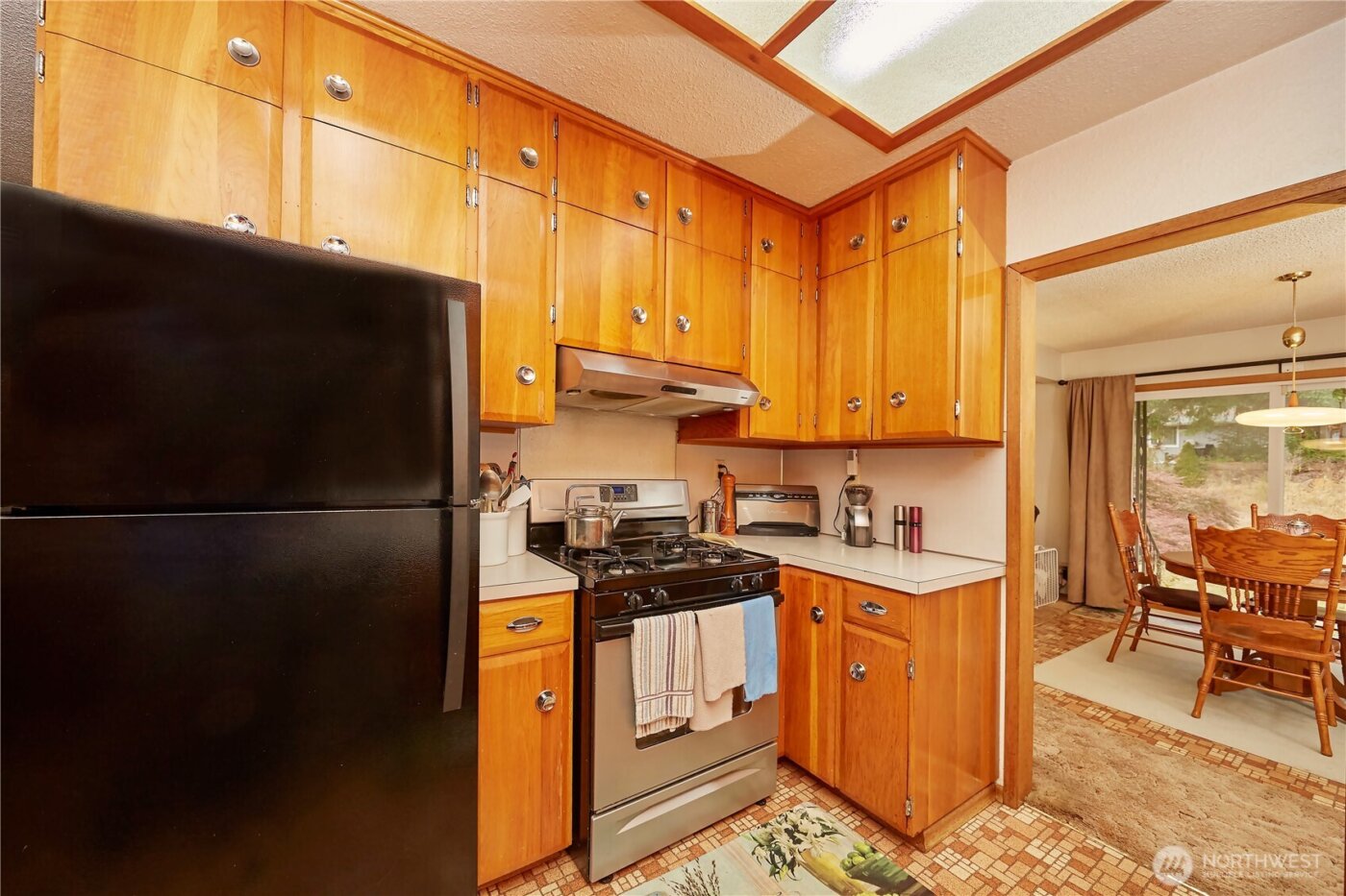 1858 SE Cedar Road , Port Orchard, WA 98367