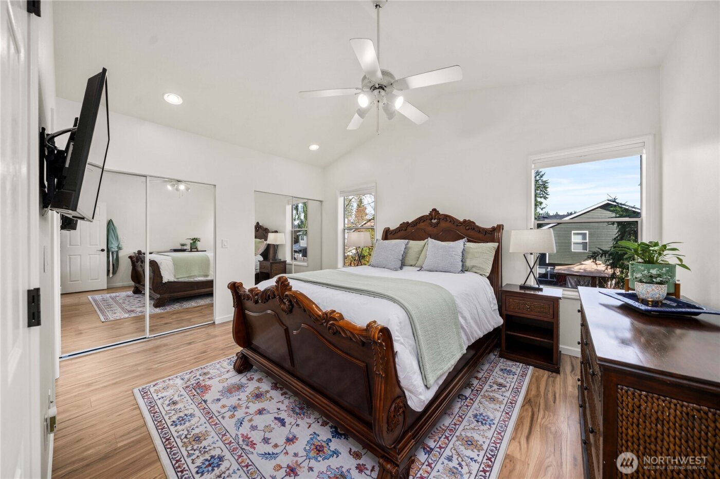 28134 235th Avenue SE, Maple Valley, WA 98038