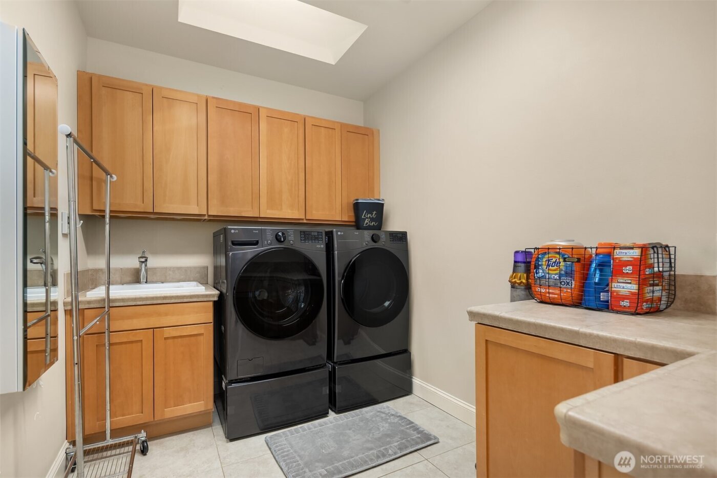 24120 131st Avenue SE #B, Snohomish, WA 98296