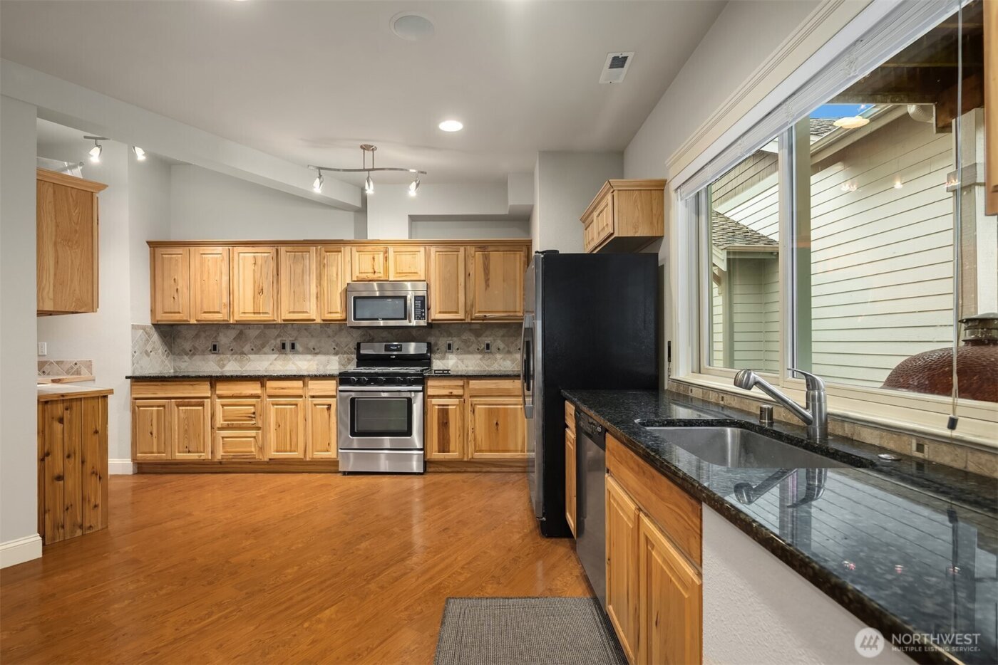 24120 131st Avenue SE #B, Snohomish, WA 98296