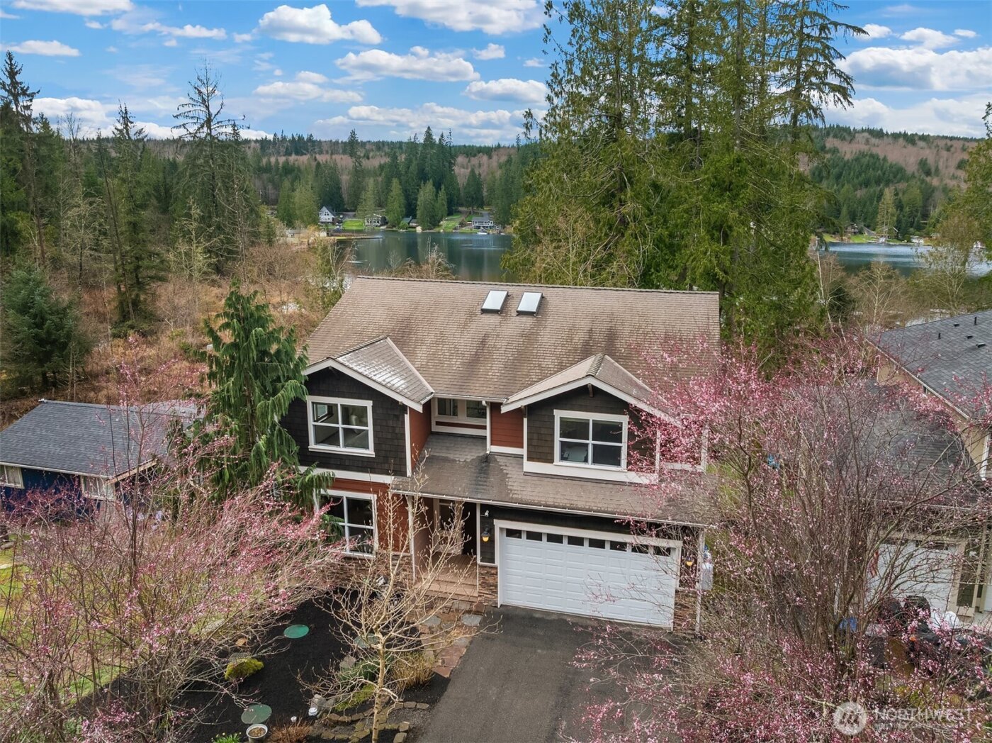 1414 Lake Roesiger Drive , Snohomish, WA 98290