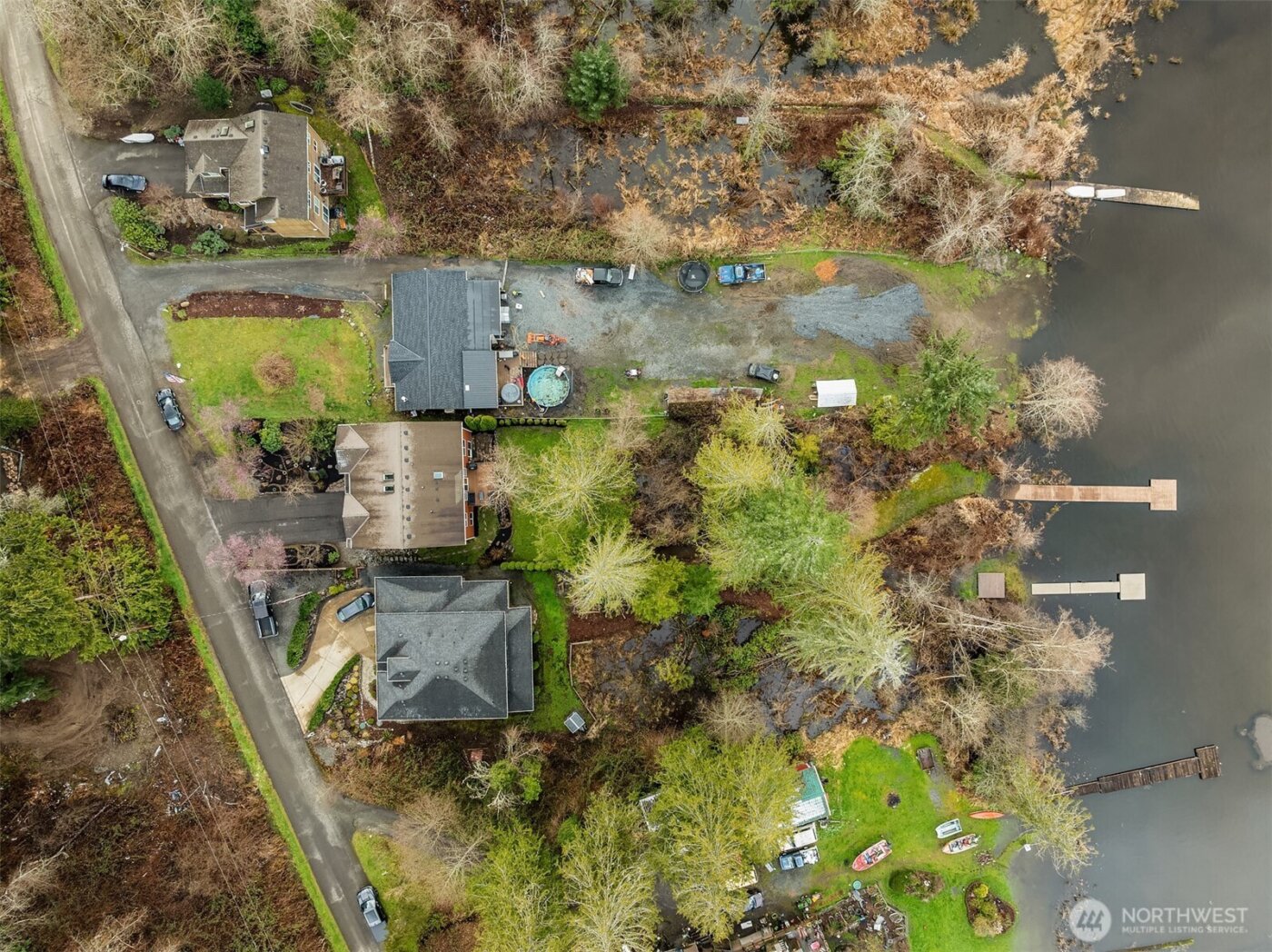 1414 Lake Roesiger Drive , Snohomish, WA 98290