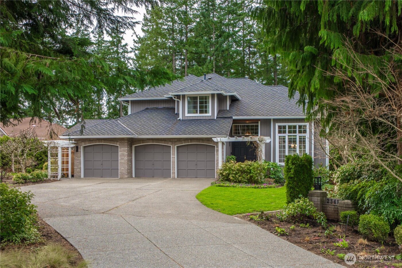 23411 SE 251st Place , Maple Valley, WA 98038