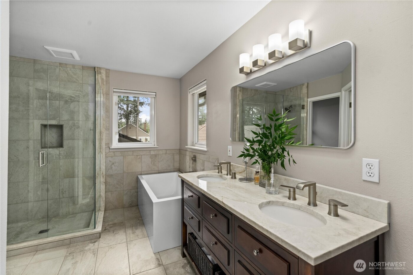 23411 SE 251st Place , Maple Valley, WA 98038