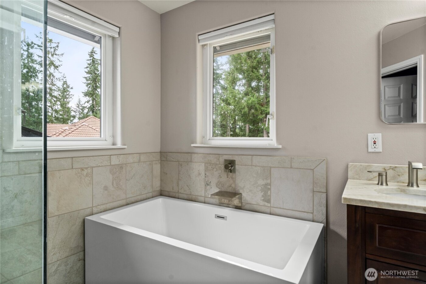 23411 SE 251st Place , Maple Valley, WA 98038