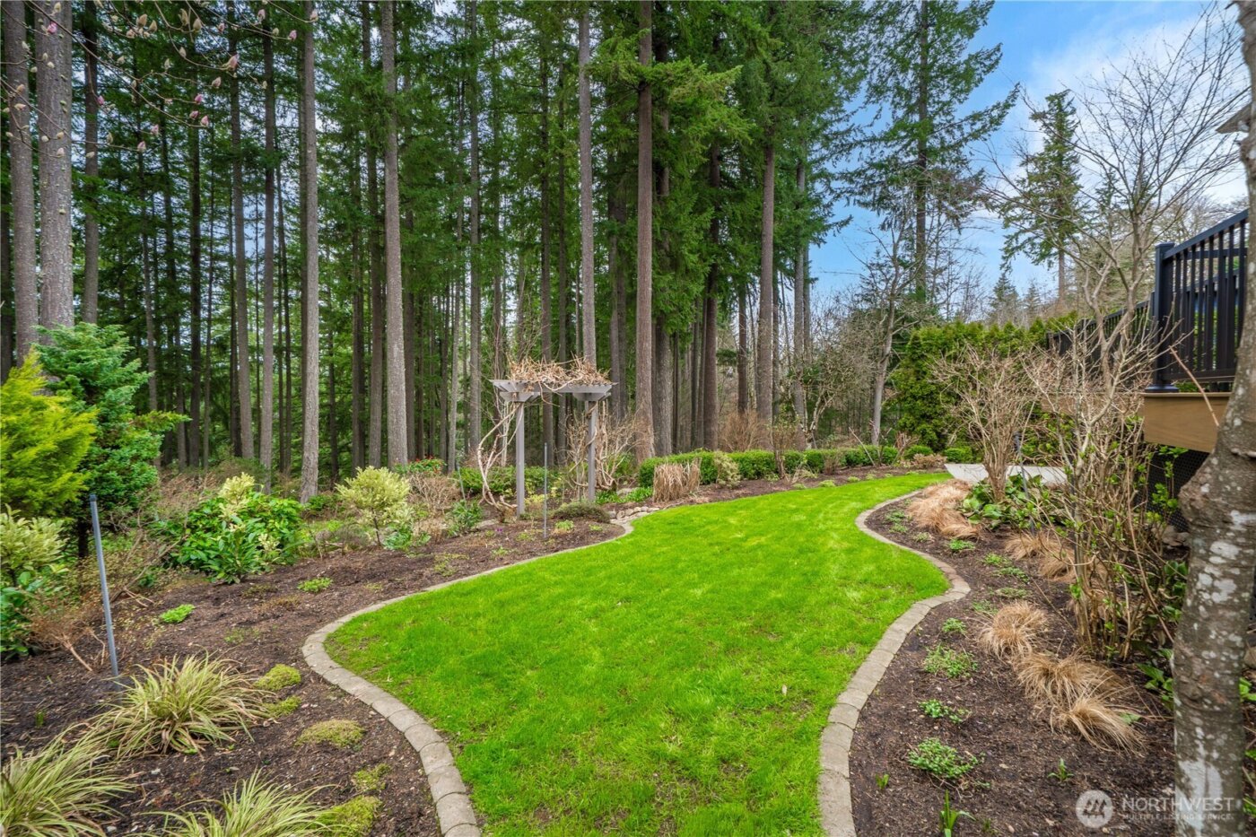 23411 SE 251st Place , Maple Valley, WA 98038