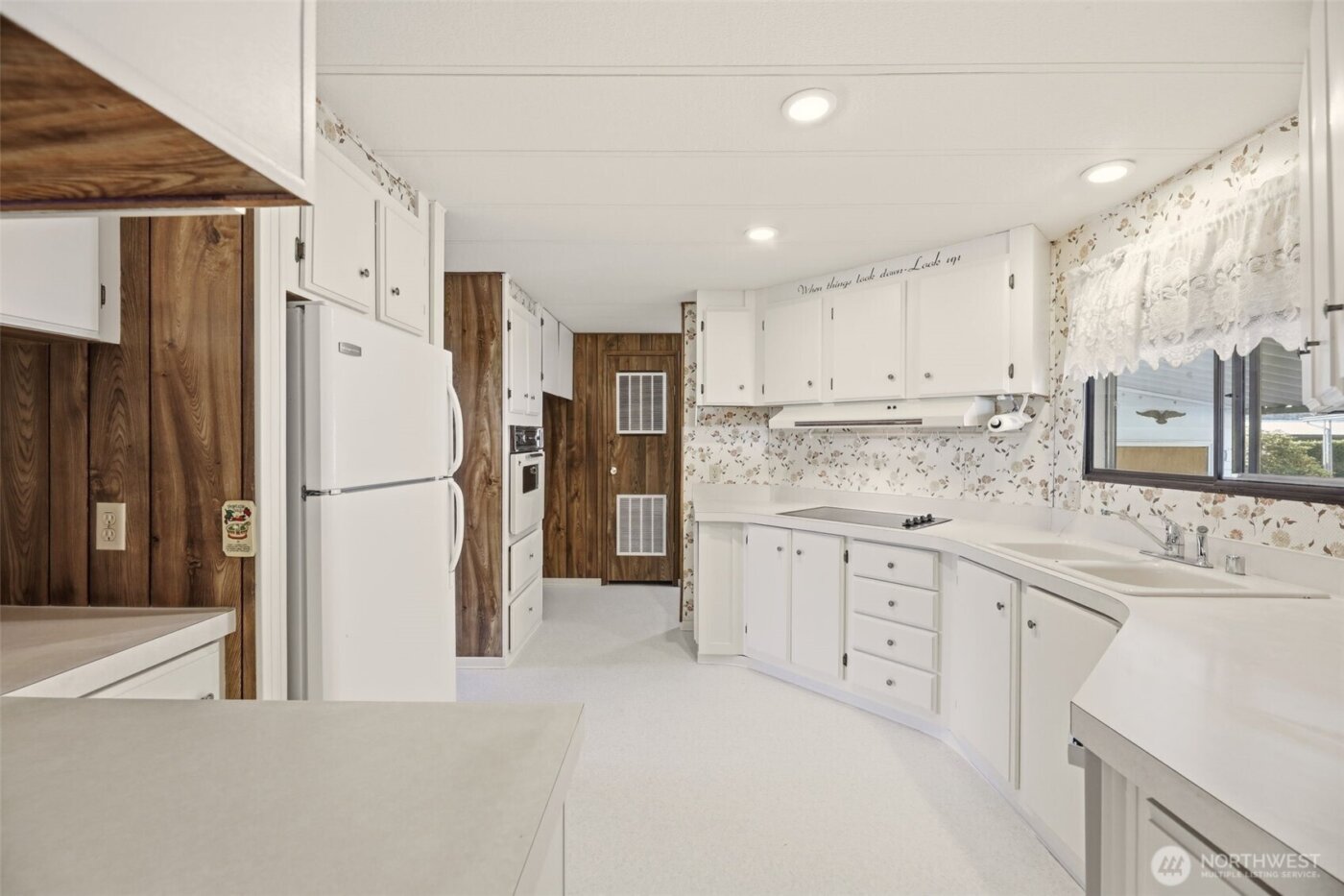 620 112th Street SE #205, Everett, WA 98208